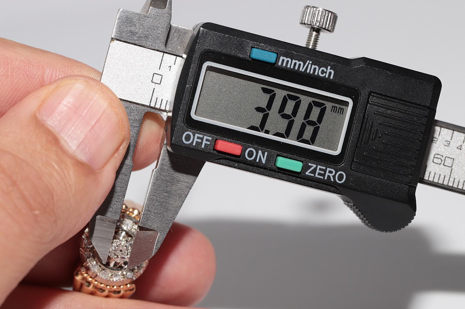 Antike Circa 1900er Jahre 18k Handgefertigt  Gold Natürlicher Diamant Dekorierter Ring im Angebot 5