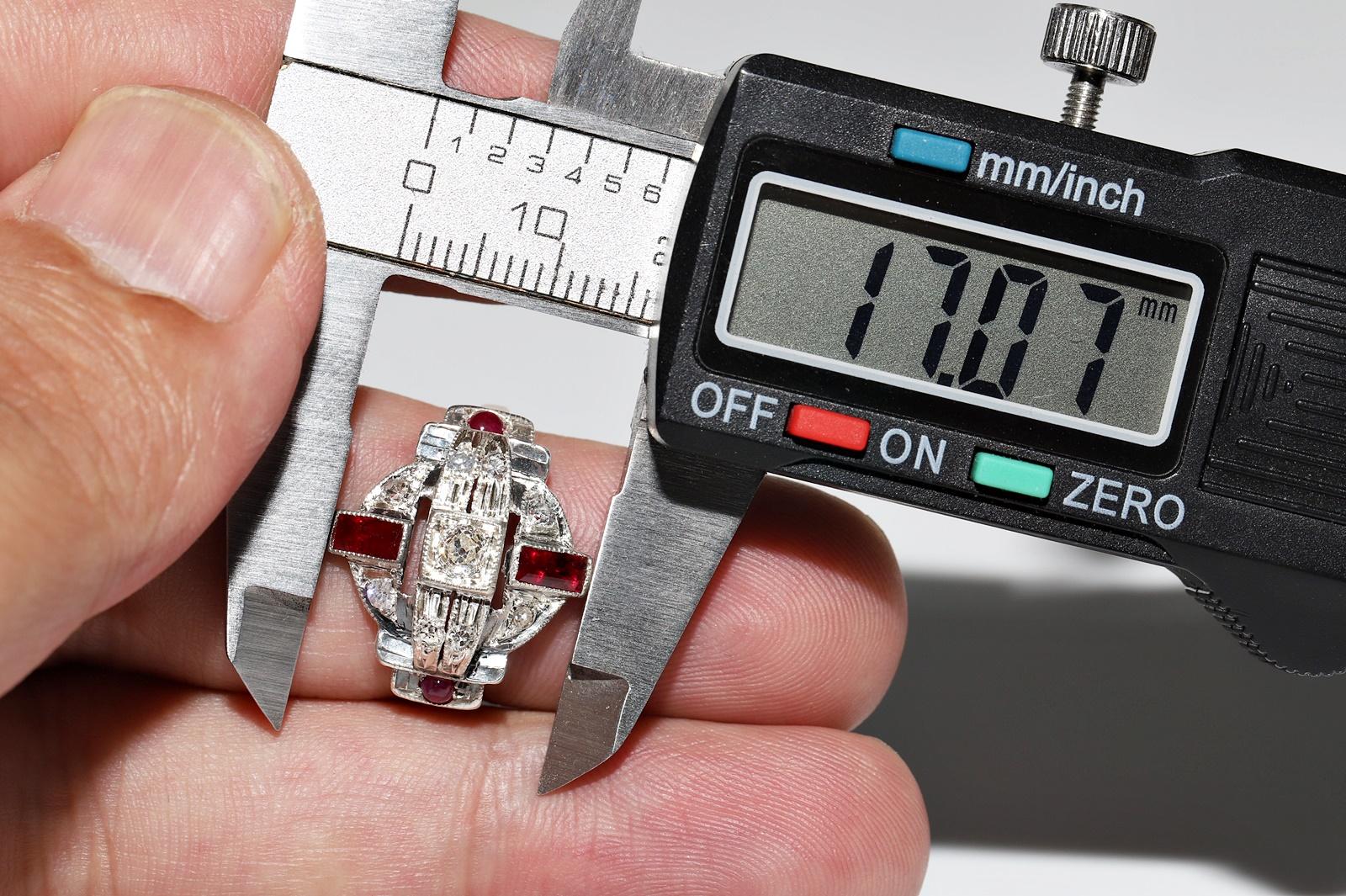 Anello antico del 1900 in oro 6k e argento con diamanti naturali e rubini in vendita 6