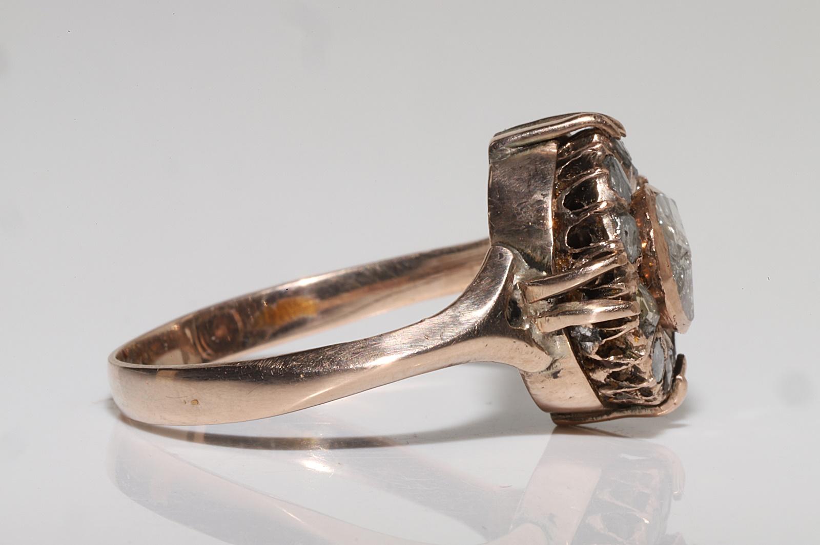 Taille rose Bague ancienne des années 1900 en or 8 carats, faite à la main, décorée de diamants naturels taille rose en vente