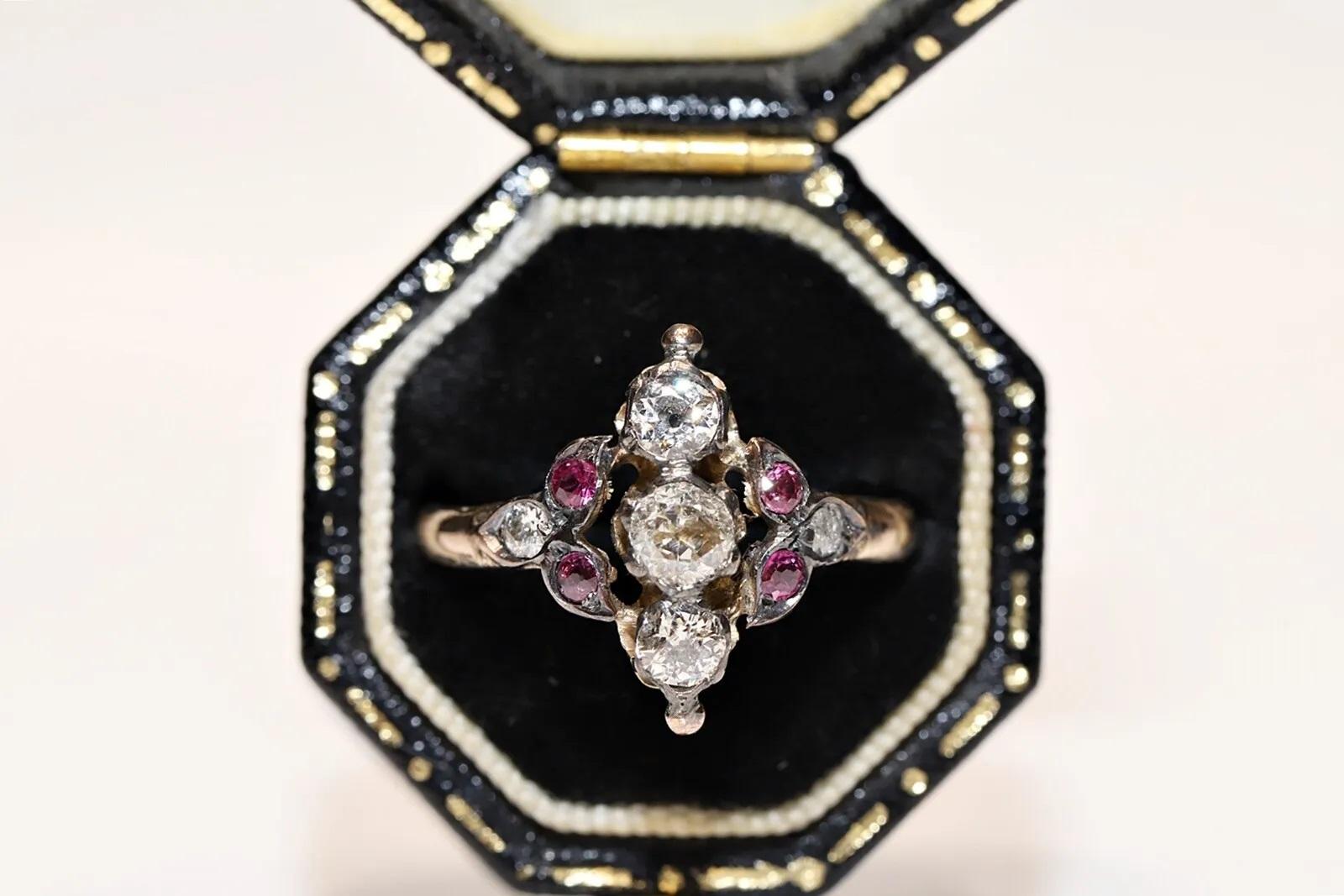 Bague navette ancienne des années 1900 en or 8 carats, diamant naturel et rubis  en vente 2