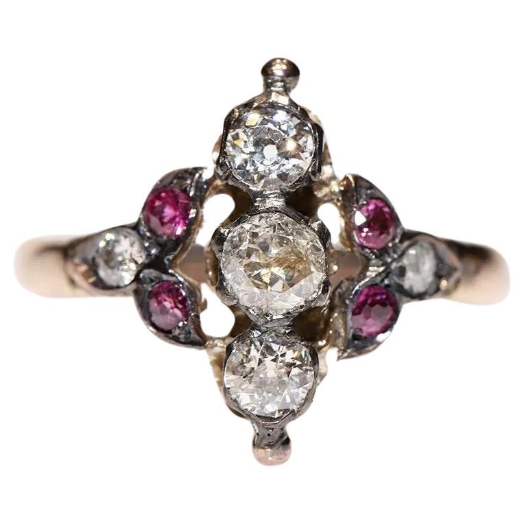 Bague navette ancienne des années 1900 en or 8 carats, diamant naturel et rubis  en vente