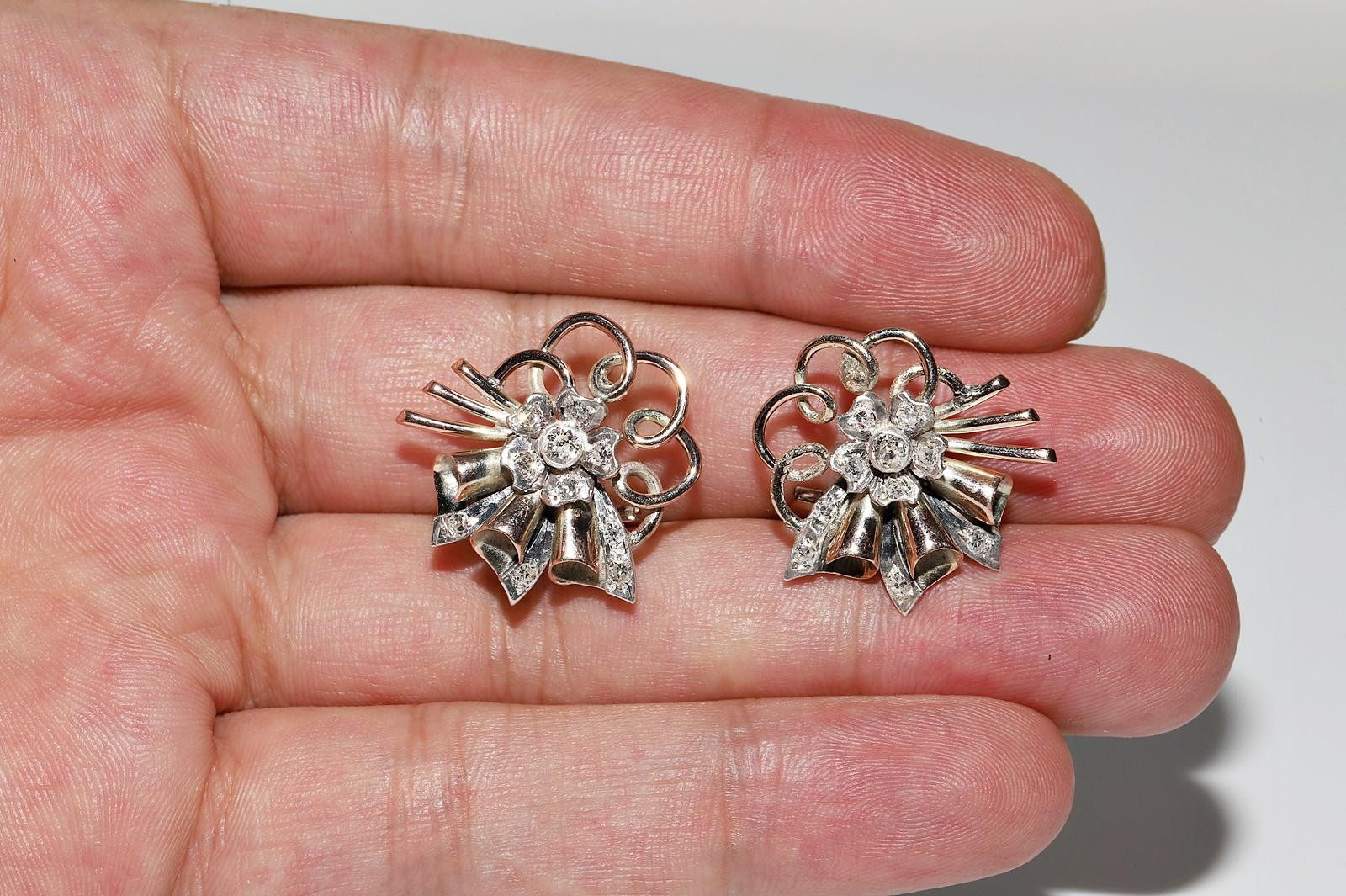Brilliant Cut Antique Circa 1900s 8k Gold Natural Diamond Decorated Flowers Earring For Sale