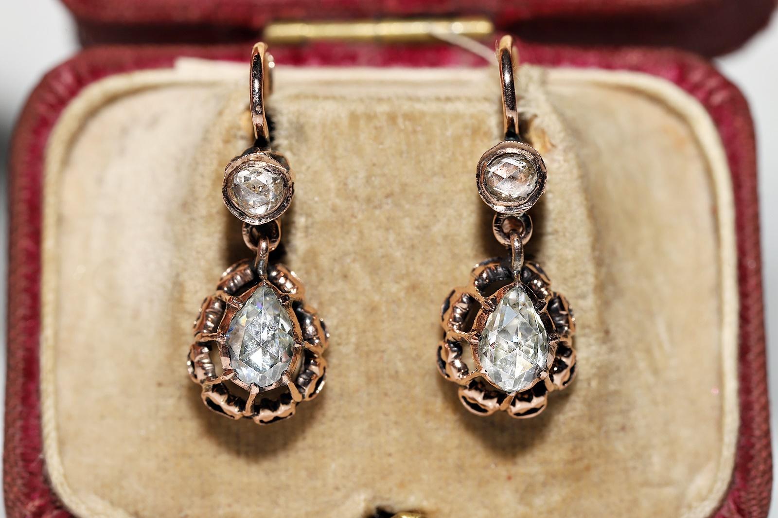 In sehr gutem Zustand.
Gesamtgewicht 3.9 Gramm.
Insgesamt ist der Diamant etwa 1 ct. 
Säuregetestet auf 8k Echtgold.
Bitte kontaktieren Sie uns bei Fragen.