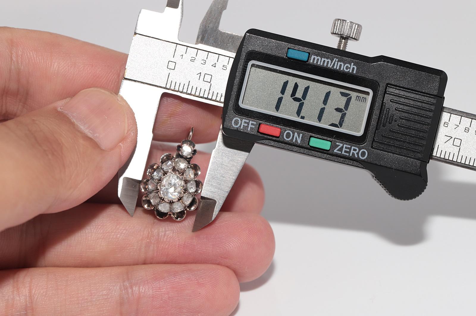 Antiker Ohrring, um 1900er Jahre, 8k Gold, natürlicher Diamant im Rosenschliff, dekoriert im Angebot 10