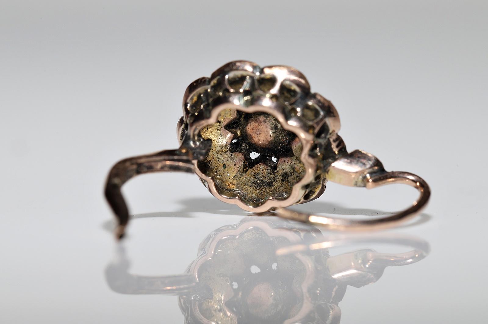 Antiker Ohrring, um 1900er Jahre, 8k Gold, natürlicher Diamant im Rosenschliff, dekoriert im Angebot 3