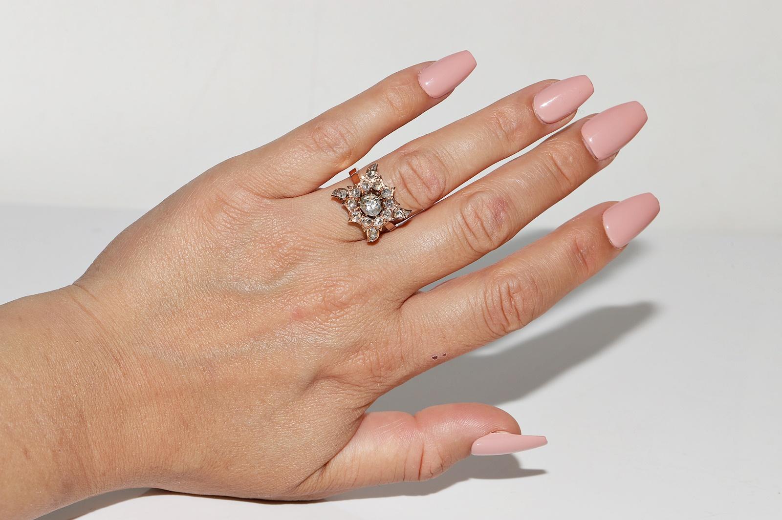 Jolie bague ancienne des années 1900 en or 8 carats décorée de diamants naturels taille rose 
En très bon état.
Le poids total est de 5,8 grammes.
Au total, le diamant est de 1,60 ct.
Le diamant est de couleur H-I-J-L-M-N et de taille