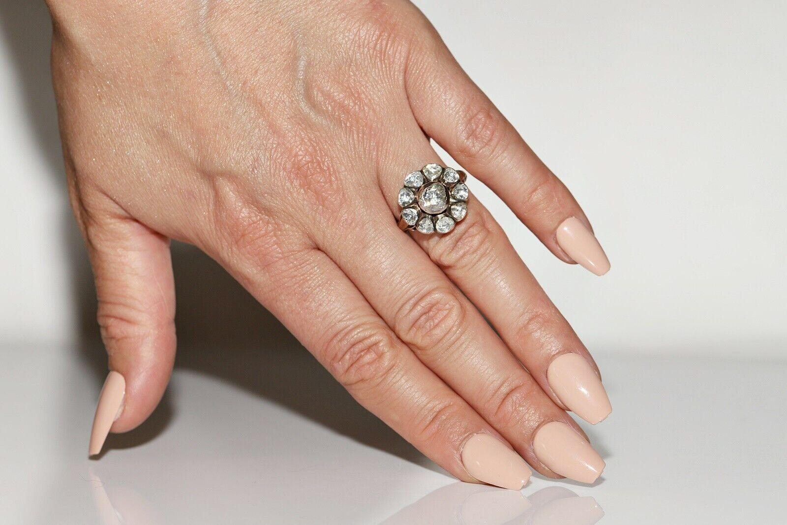 Bague ancienne des années 1900 en or 8 carats décorée de diamants naturels taille rose en vente 6