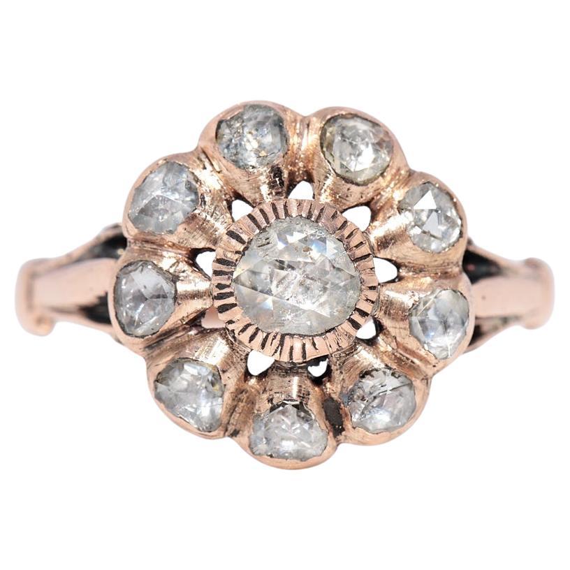 Bague ancienne en or 8k Circa 1900, diamant naturel taillé en rose, décorée d'un motif en forme de rose