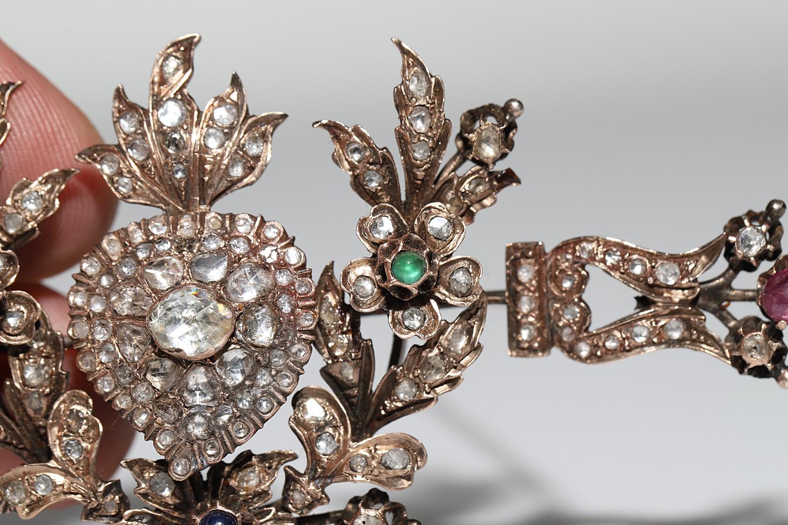 Antique Circa 1900s 8k Gold Natural Rose Cut Diamond Emerald Ruby Brooch For Sale 7