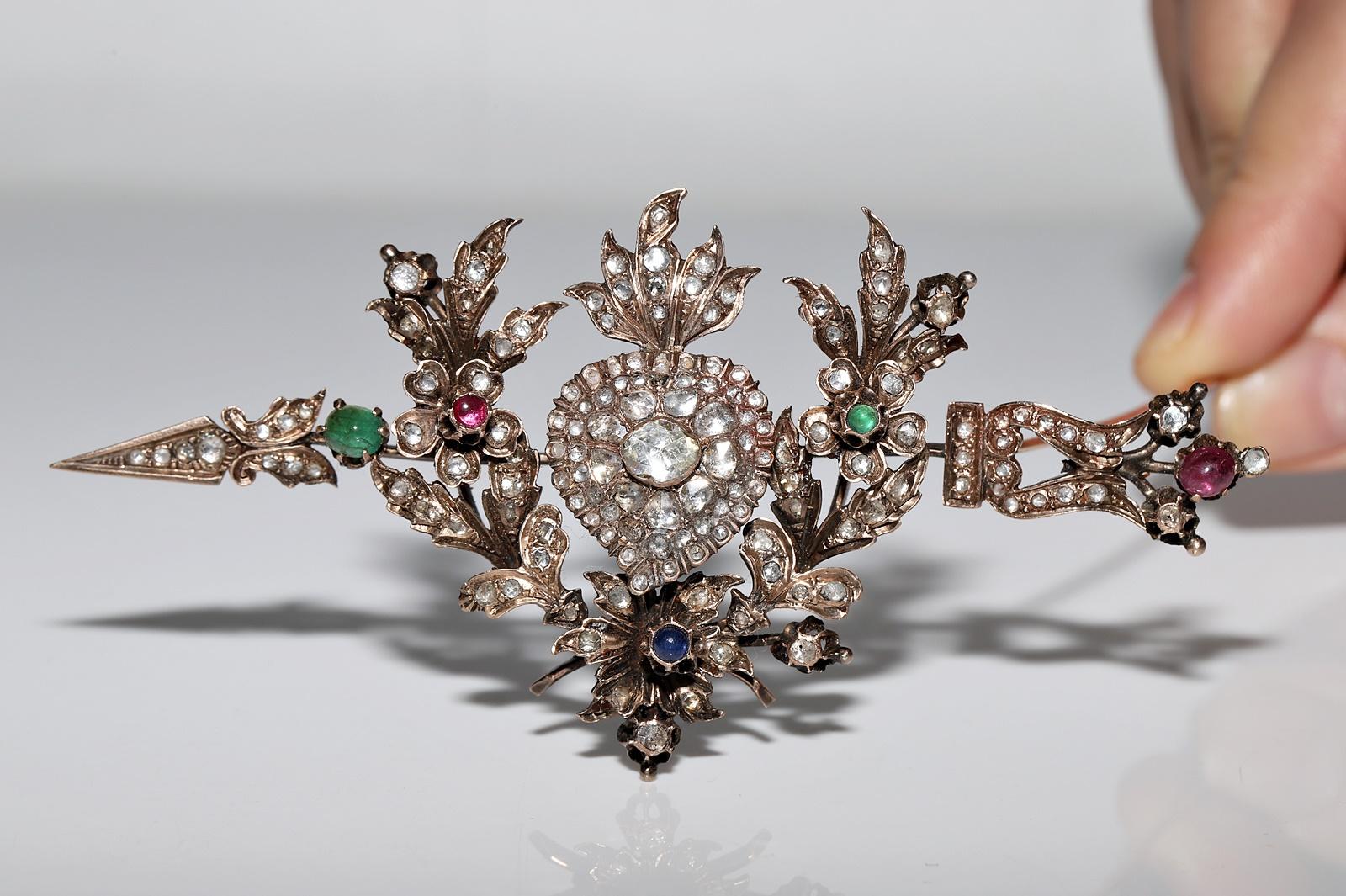 Antique Circa 1900s 8k Gold Natural Rose Cut Diamond Emerald Ruby Brooch For Sale 11