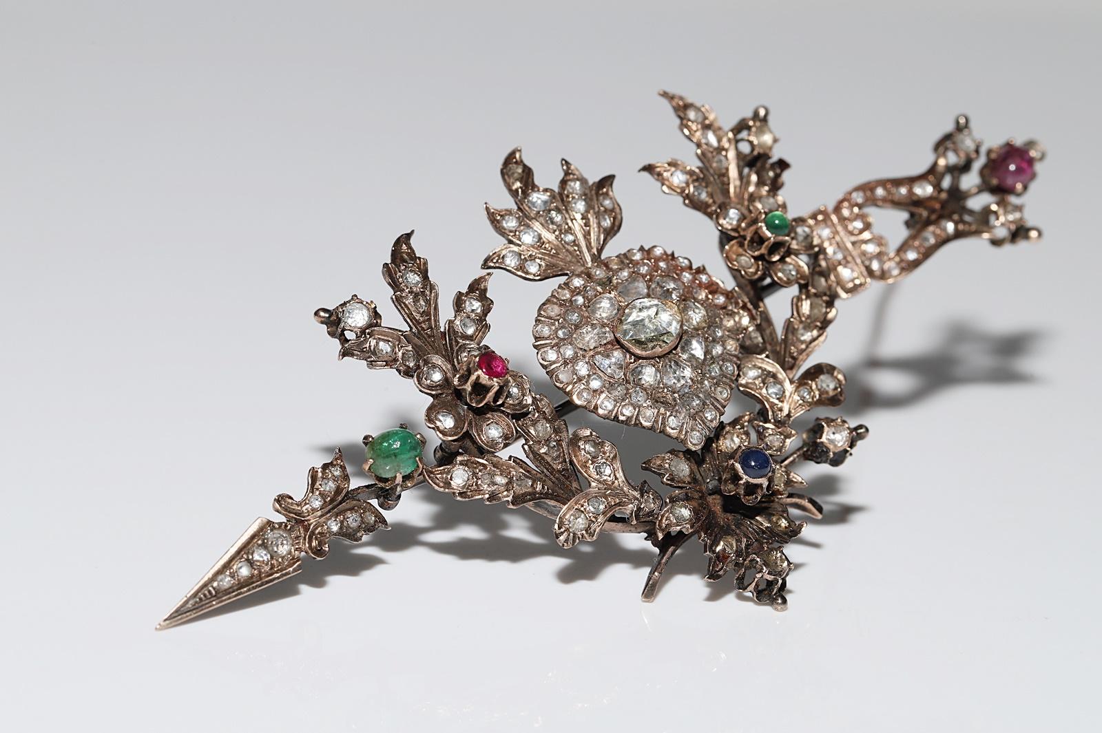 Late Victorian Antique Circa 1900s 8k Gold Natural Rose Cut Diamond Emerald Ruby Brooch For Sale