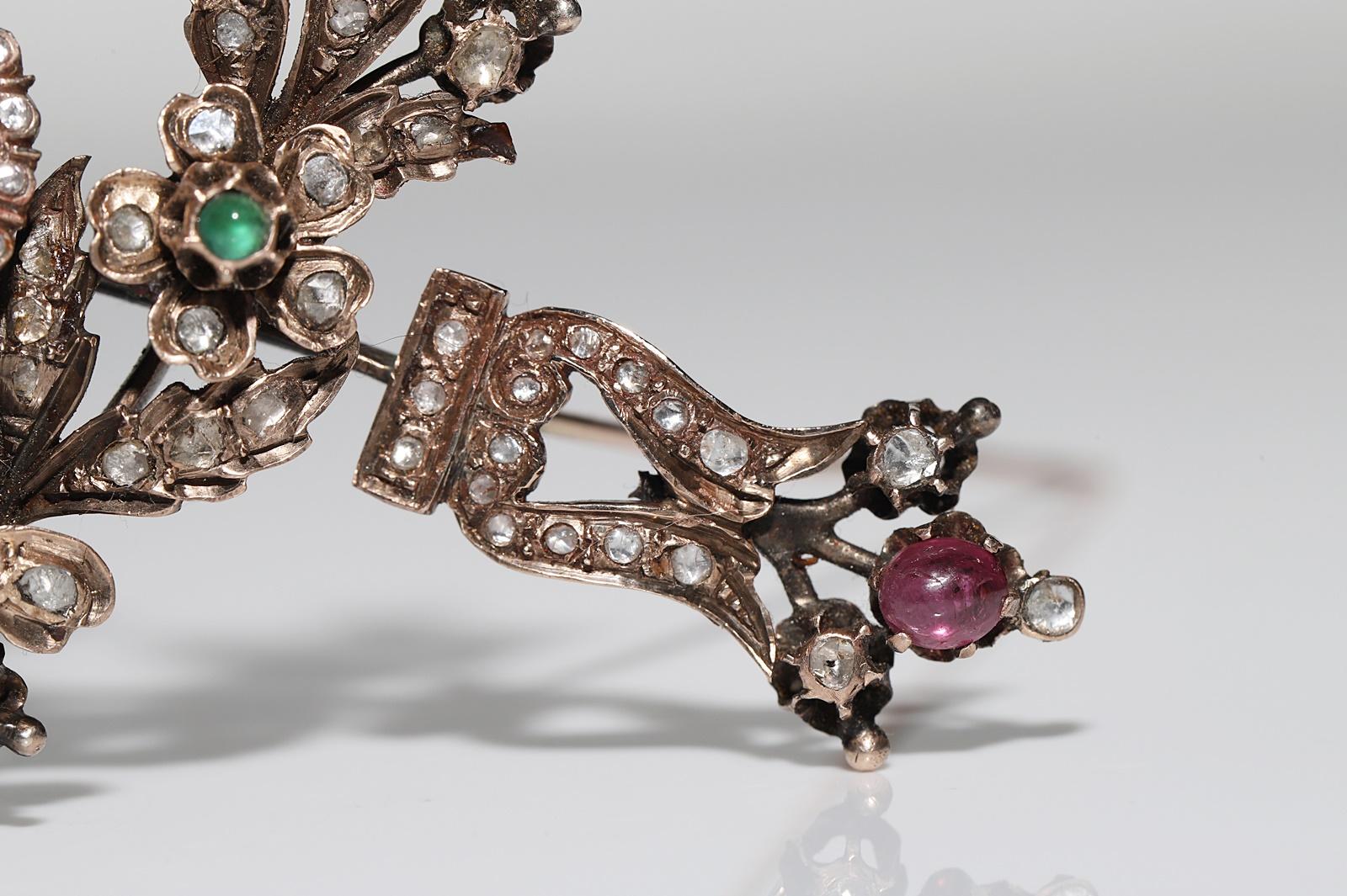 Antique Circa 1900s 8k Gold Natural Rose Cut Diamond Emerald Ruby Brooch For Sale 1