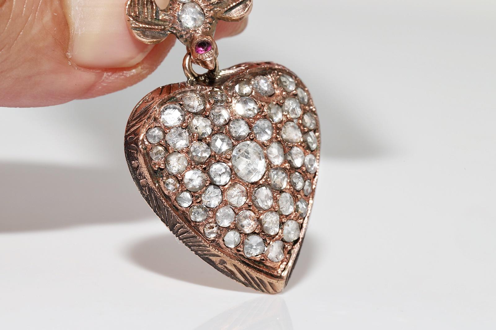 Antique Circa 1900s 8k Gold Natural Rose Cut Diamond Heart Bird Pendant  For Sale 1