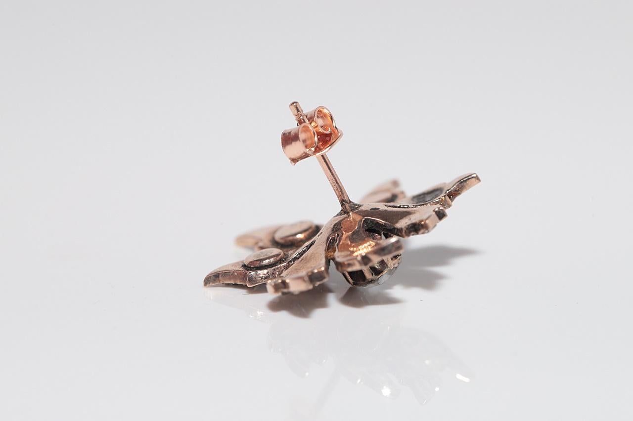 Antiguo pendiente de oro de 8 quilates con diamante natural talla rosa y diseño de hoja de 1900 en venta 4
