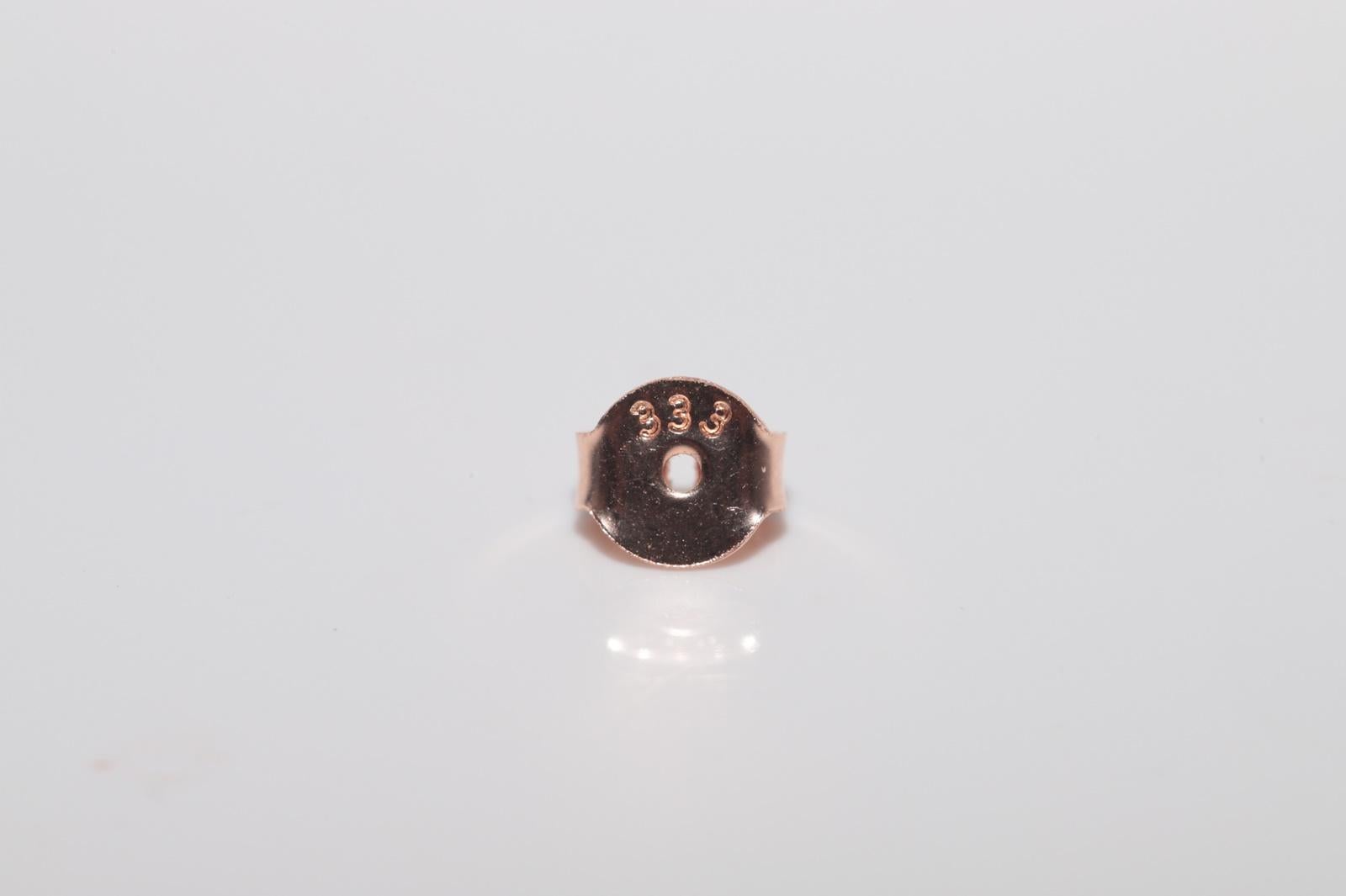 Antiguo pendiente de oro de 8 quilates con diamante natural talla rosa y diseño de hoja de 1900 en venta 9