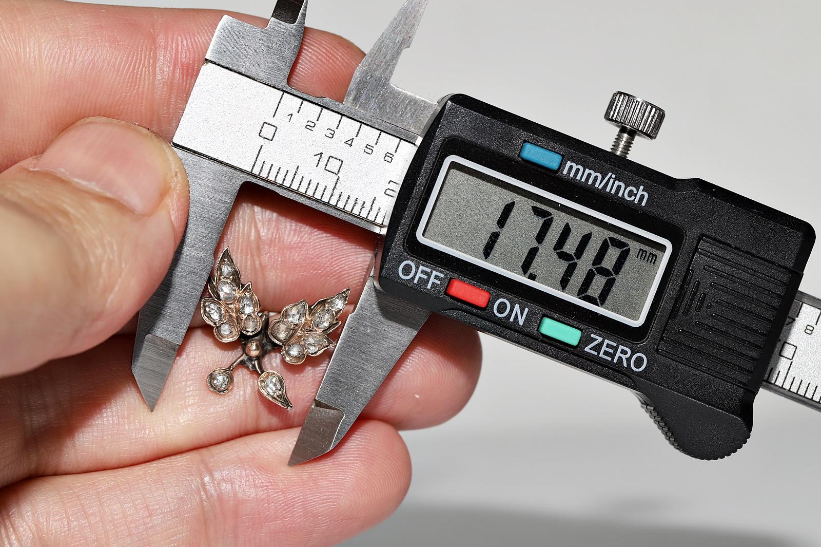 Boucles d'oreilles anciennes en or 8k Circa 1900, diamant naturel taillé en rose, style feuille en vente 4