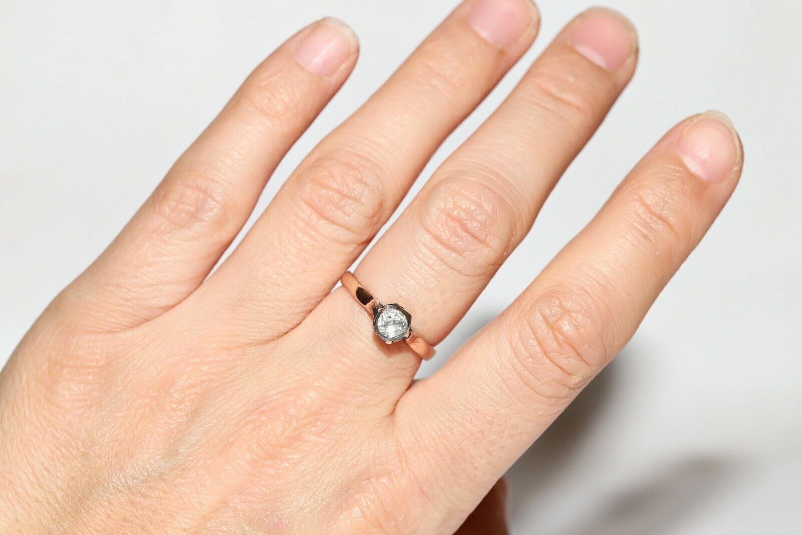 Antiguo anillo solitario de diamantes naturales talla rosa de oro de 8 quilates de la década de 1900 en venta 6