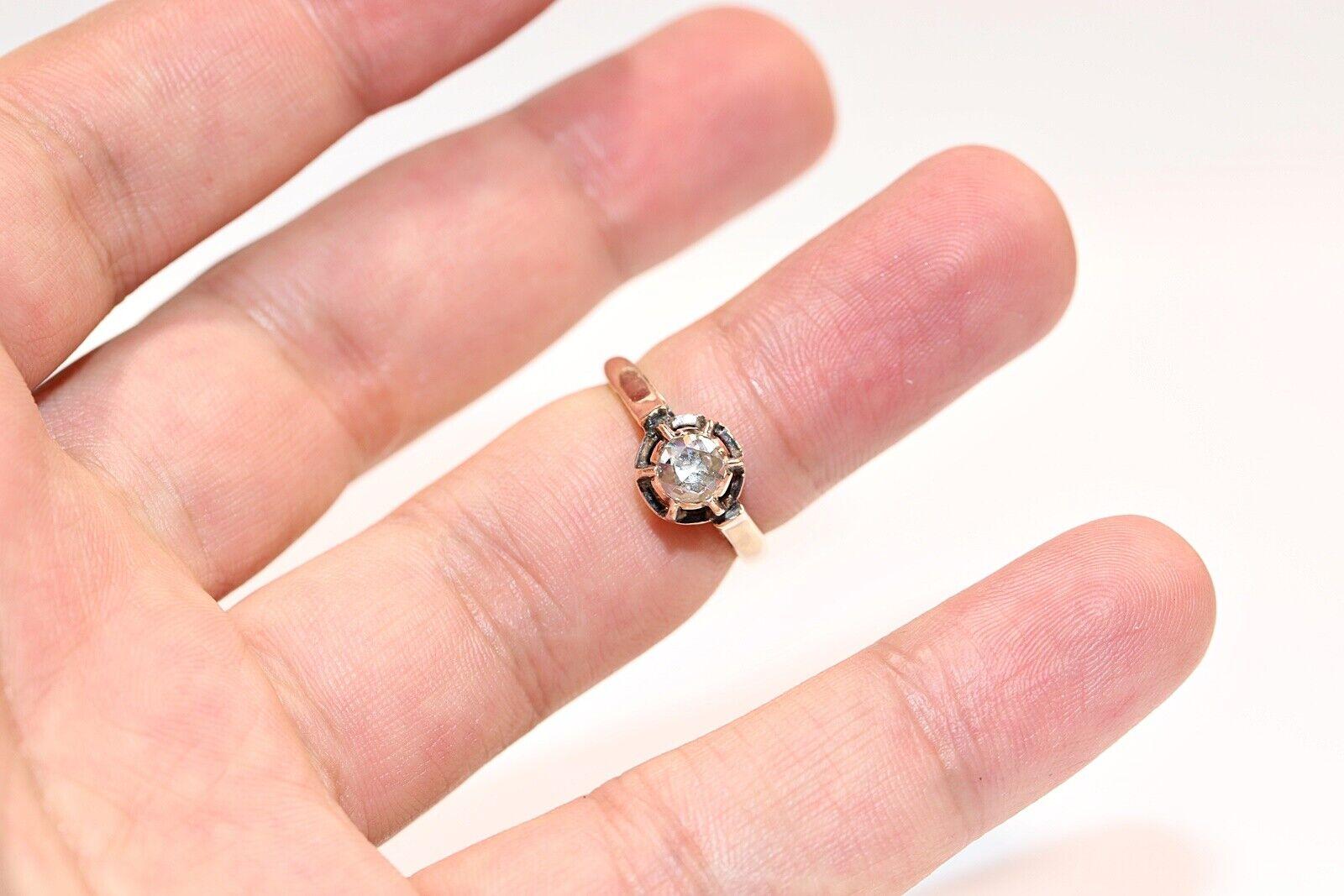 Bague solitaire ancienne des années 1900 en or 8 carats avec diamants naturels taille rose en vente 3