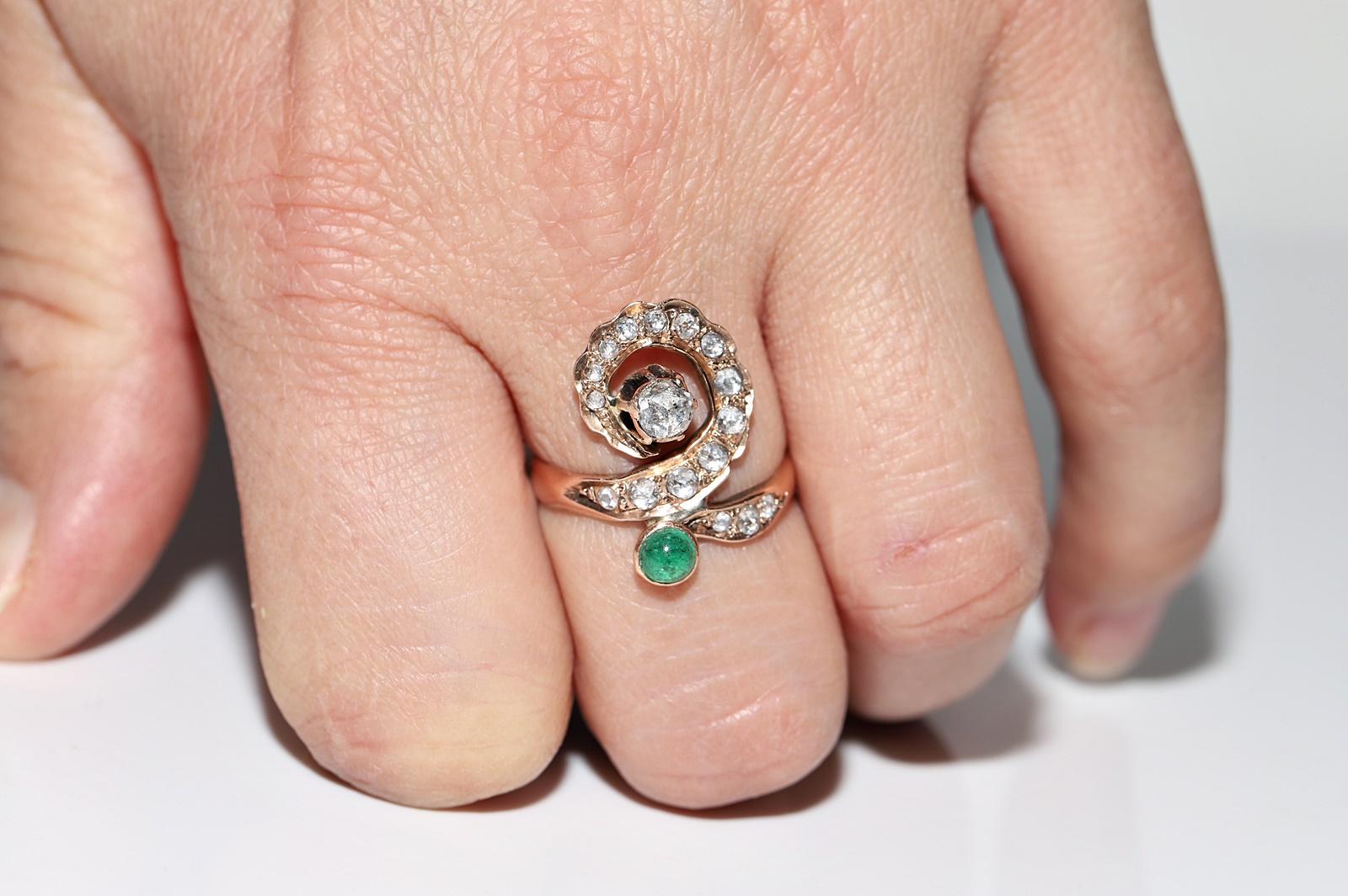 Antique Circa 1900s 8k Gold Ottoman Natural Rose Cut Diamond And Emerald Ring  For Sale 9