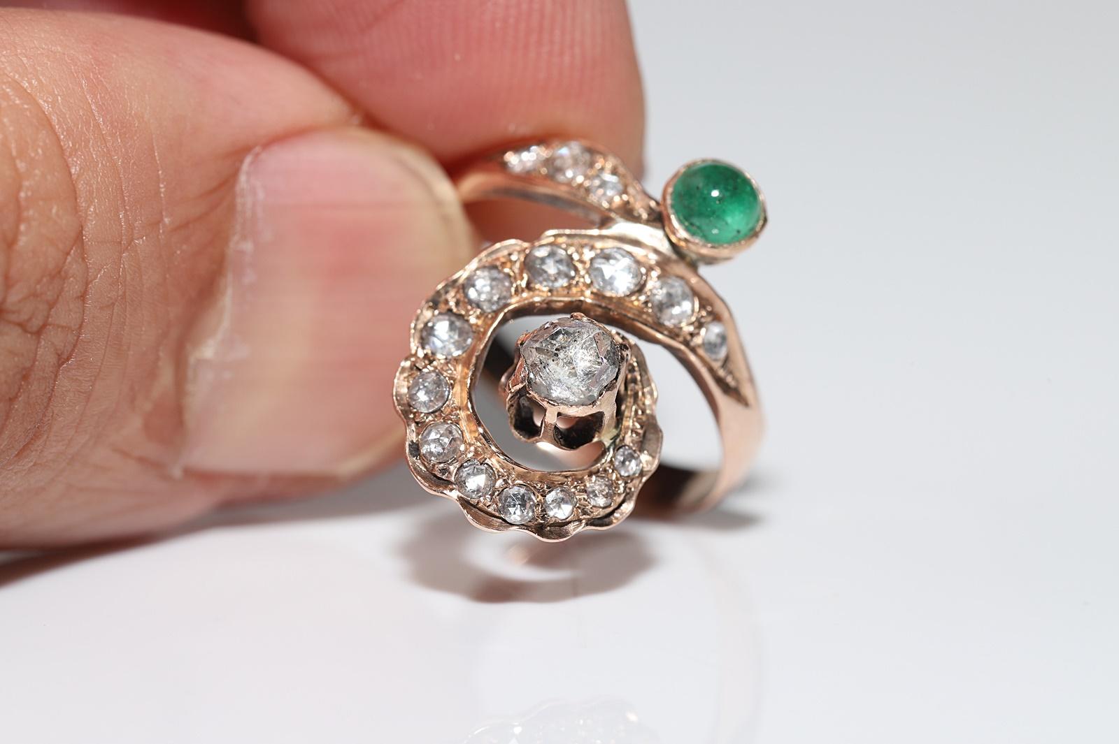 Antike CIRCA 1900s 8k Gold Ottoman Natural Rose Cut Diamant und Smaragd Ring  im Angebot 2