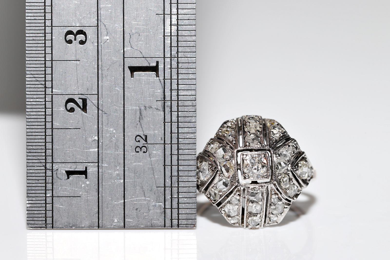 Bague ancienne datant des années 1900, or 8 carats, argent et diamants naturels décorés en vente 5