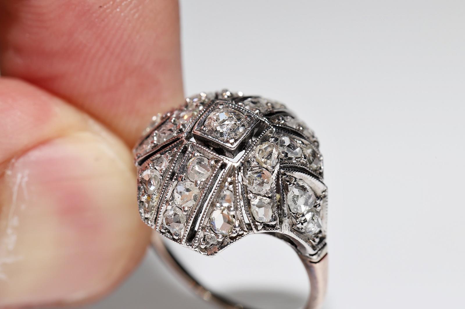 Bague ancienne datant des années 1900, or 8 carats, argent et diamants naturels décorés en vente 3