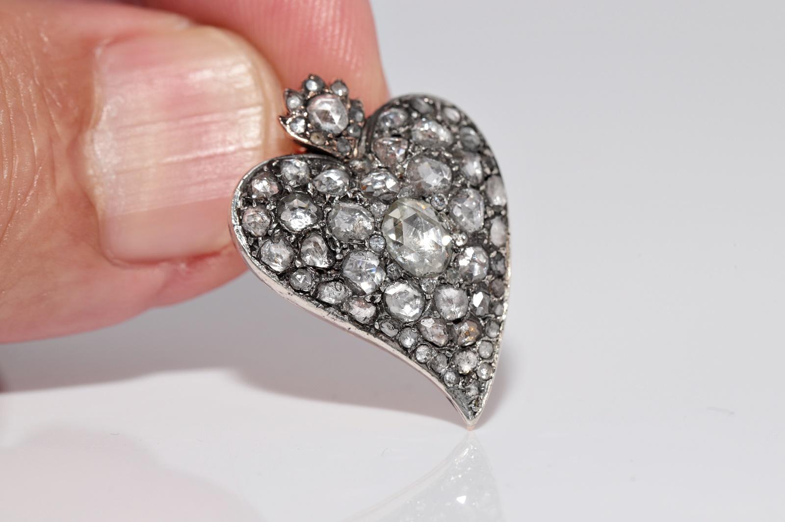 Antique Circa 1900s 8k Gold Top Silver Natural Rose Cut Diamond Heart Necklace en vente 2