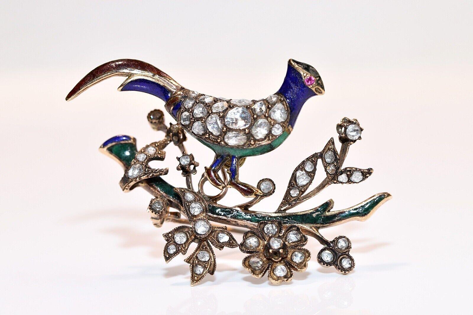 Broche ancienne des années 1900 en or 9 carats, diamants naturels taille rose et émail en vente 6