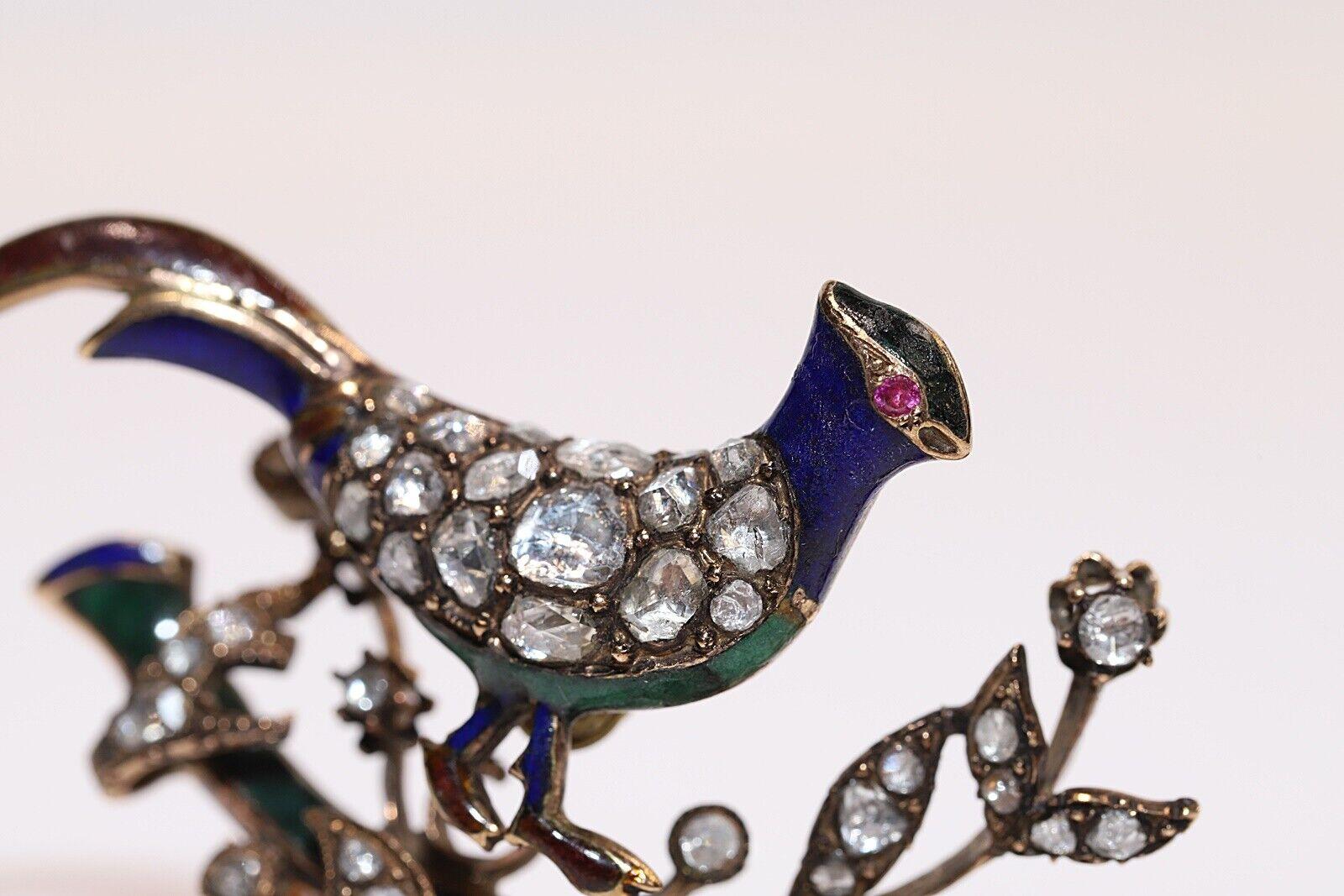 Taille rose Broche ancienne des années 1900 en or 9 carats, diamants naturels taille rose et émail en vente