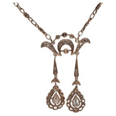 Antike Halskette mit verziertem Anhänger, um 1900er Jahre, 9k Gold, natürlicher Diamant im Rosenschliff