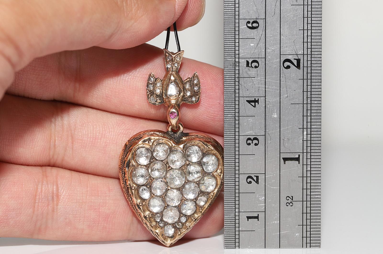Pendentif ancien oiseau cœur en or 9 carats avec diamants naturels taille rose, datant des années 1900 en vente 10