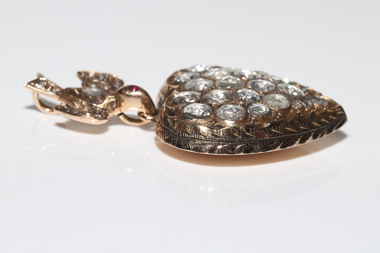 Pendentif ancien oiseau cœur en or 9 carats avec diamants naturels taille rose, datant des années 1900 Pour femmes en vente