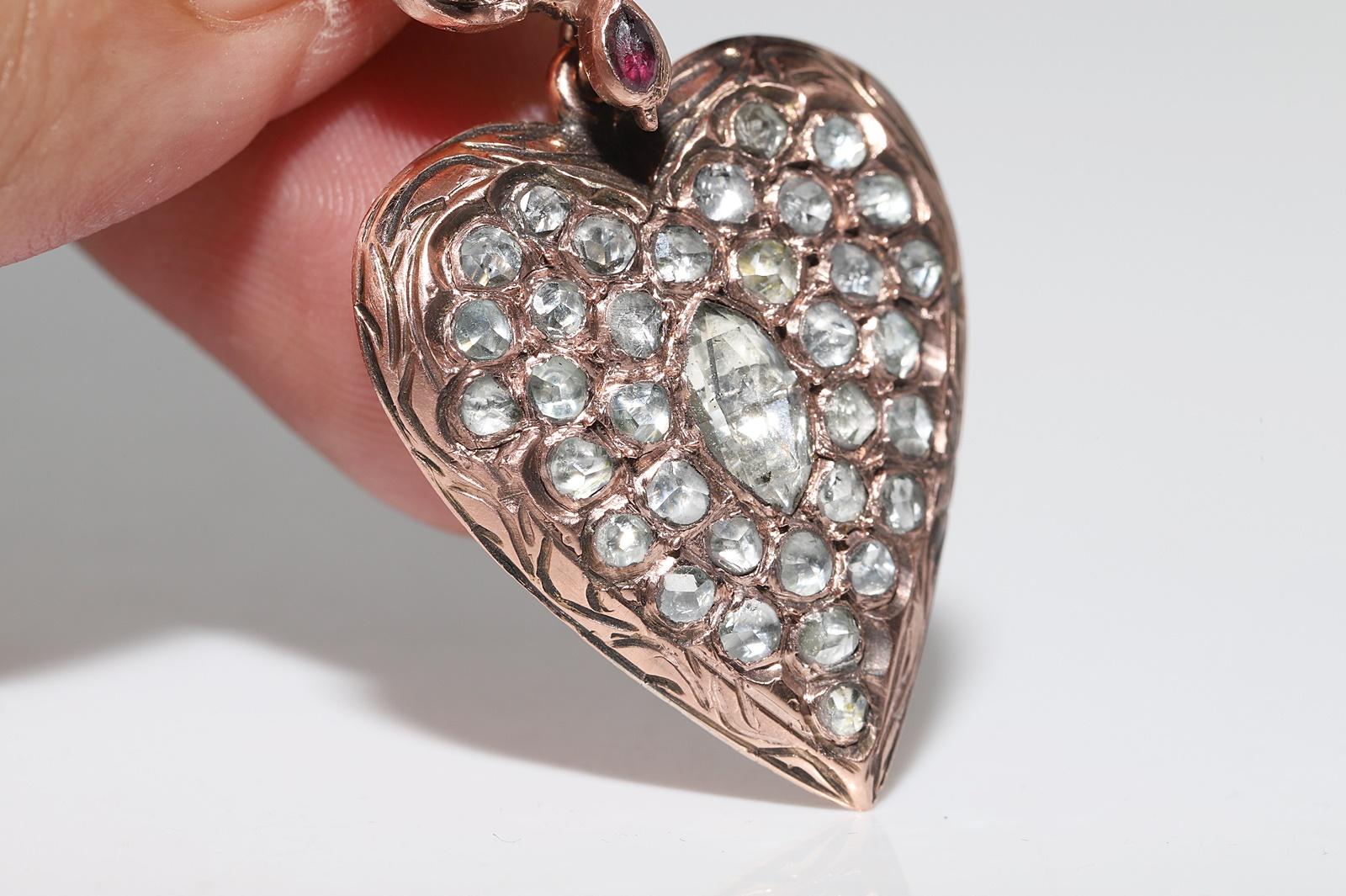 Antique Circa 1900s 9k Gold Natural Rose Cut Diamond Heart Pendant Necklace For Sale 6
