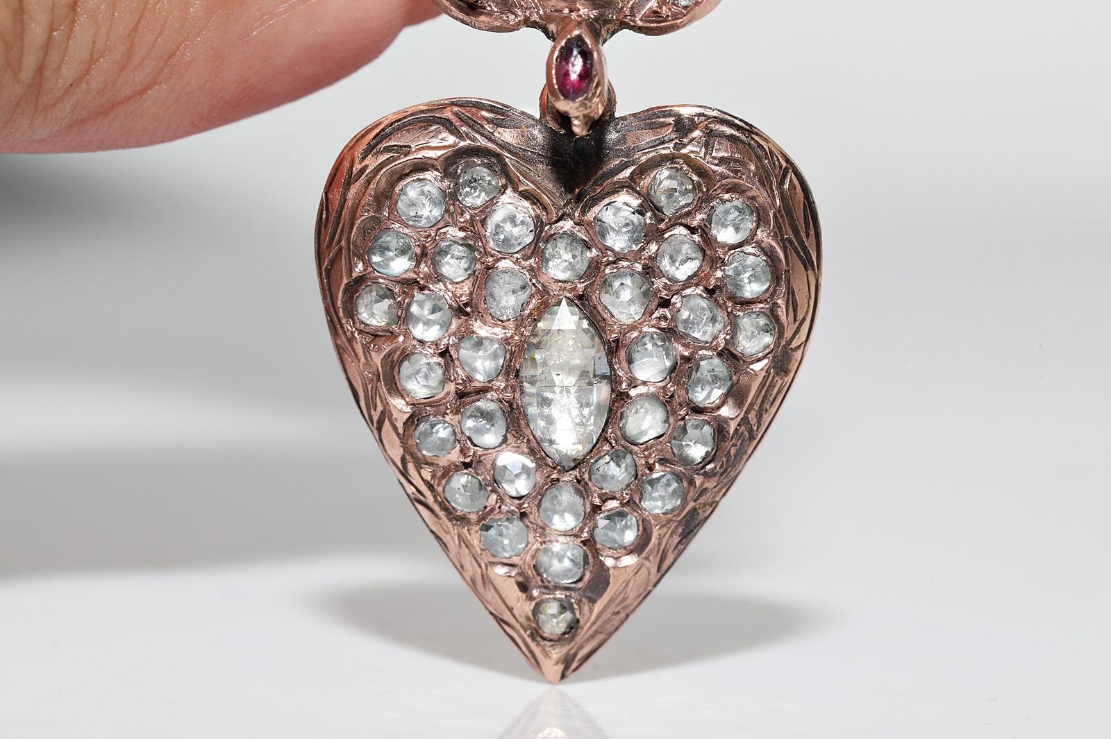 Women's Antique Circa 1900s 9k Gold Natural Rose Cut Diamond Heart Pendant Necklace For Sale