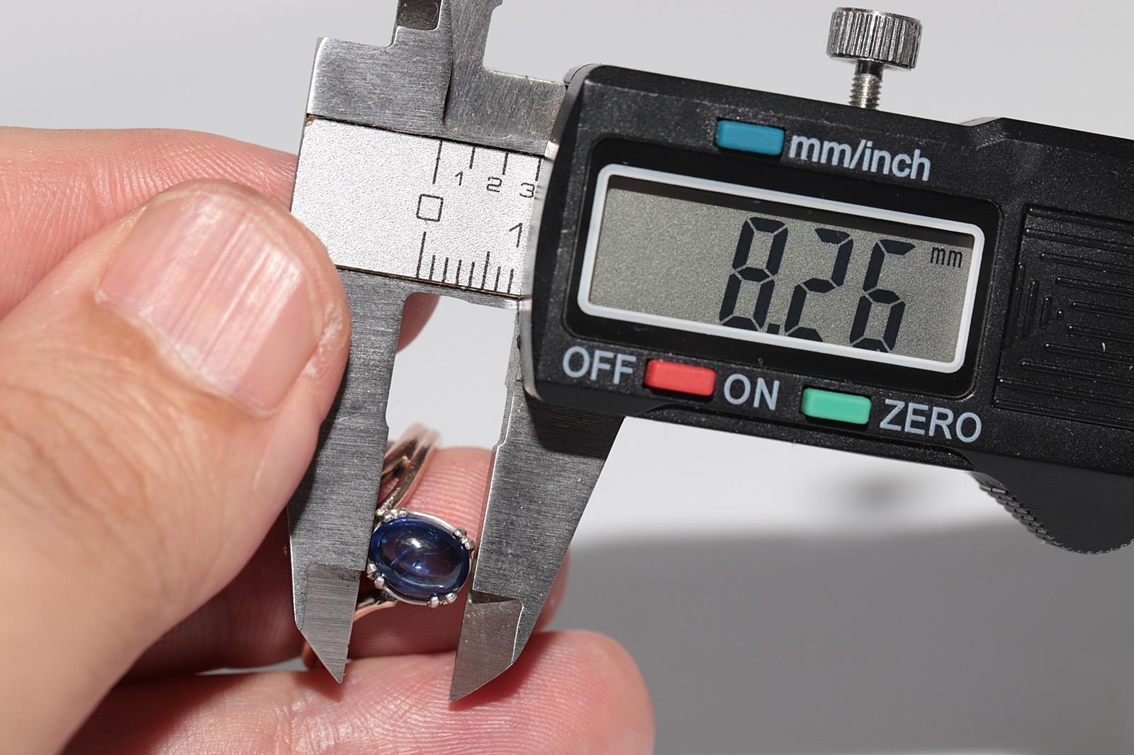 Antiker Ring, um 1900, 9 Karat Gold, Platin, Silber, natürlicher Diamant und Saphir im Angebot 11