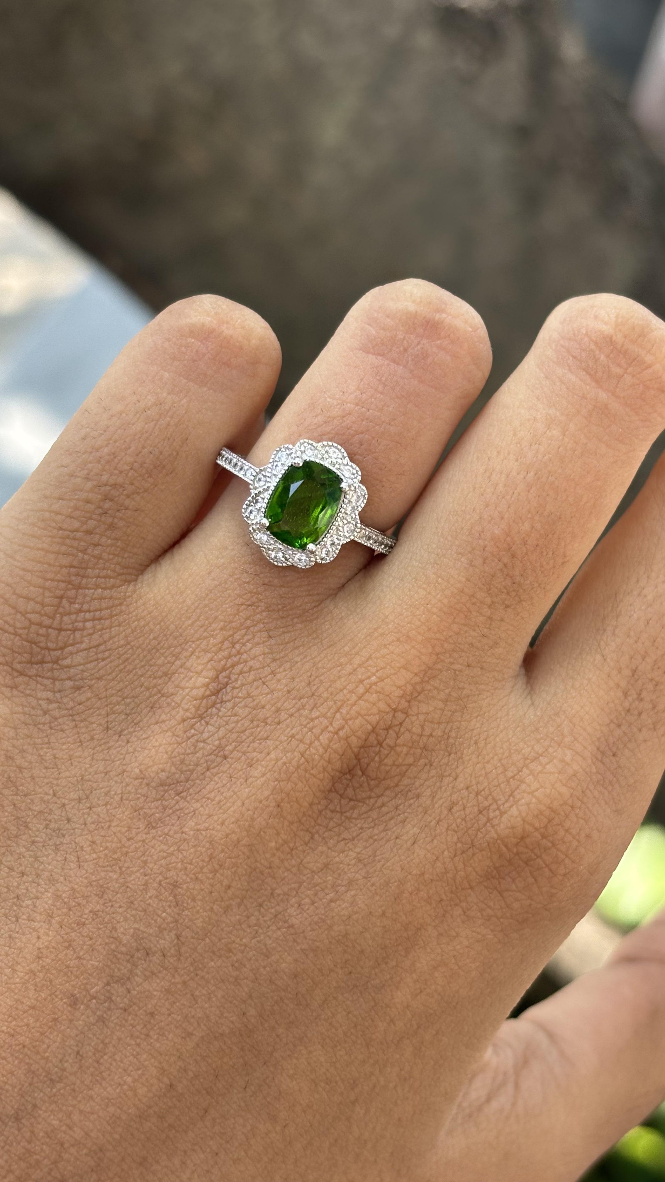 Antique circa 1900s Diopside & CZ Ring in Silver For Sale 2