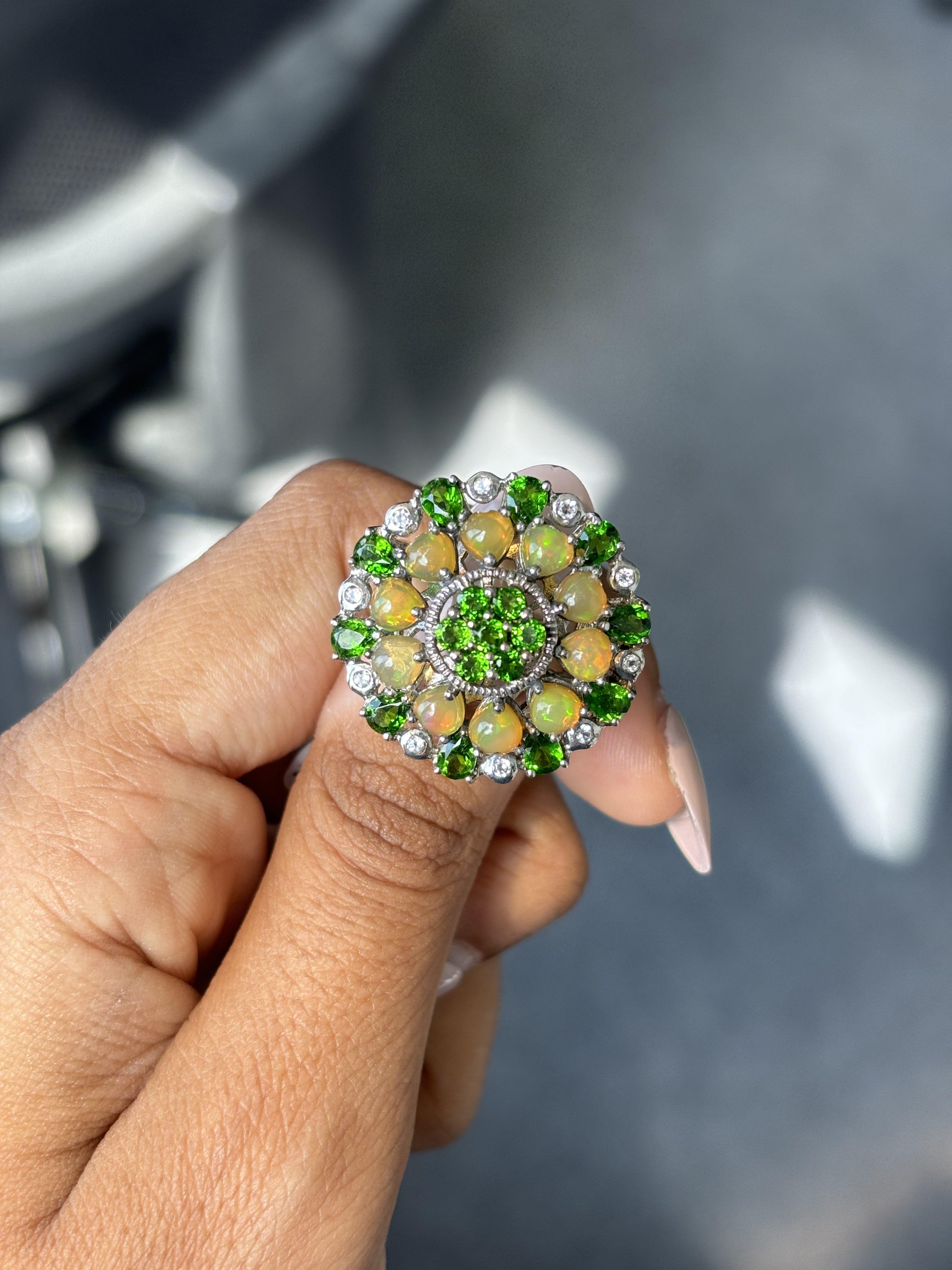Antique circa 1900s Diopside, Opal & White Topaz Fancy Cocktail Ring in Silver For Sale 8