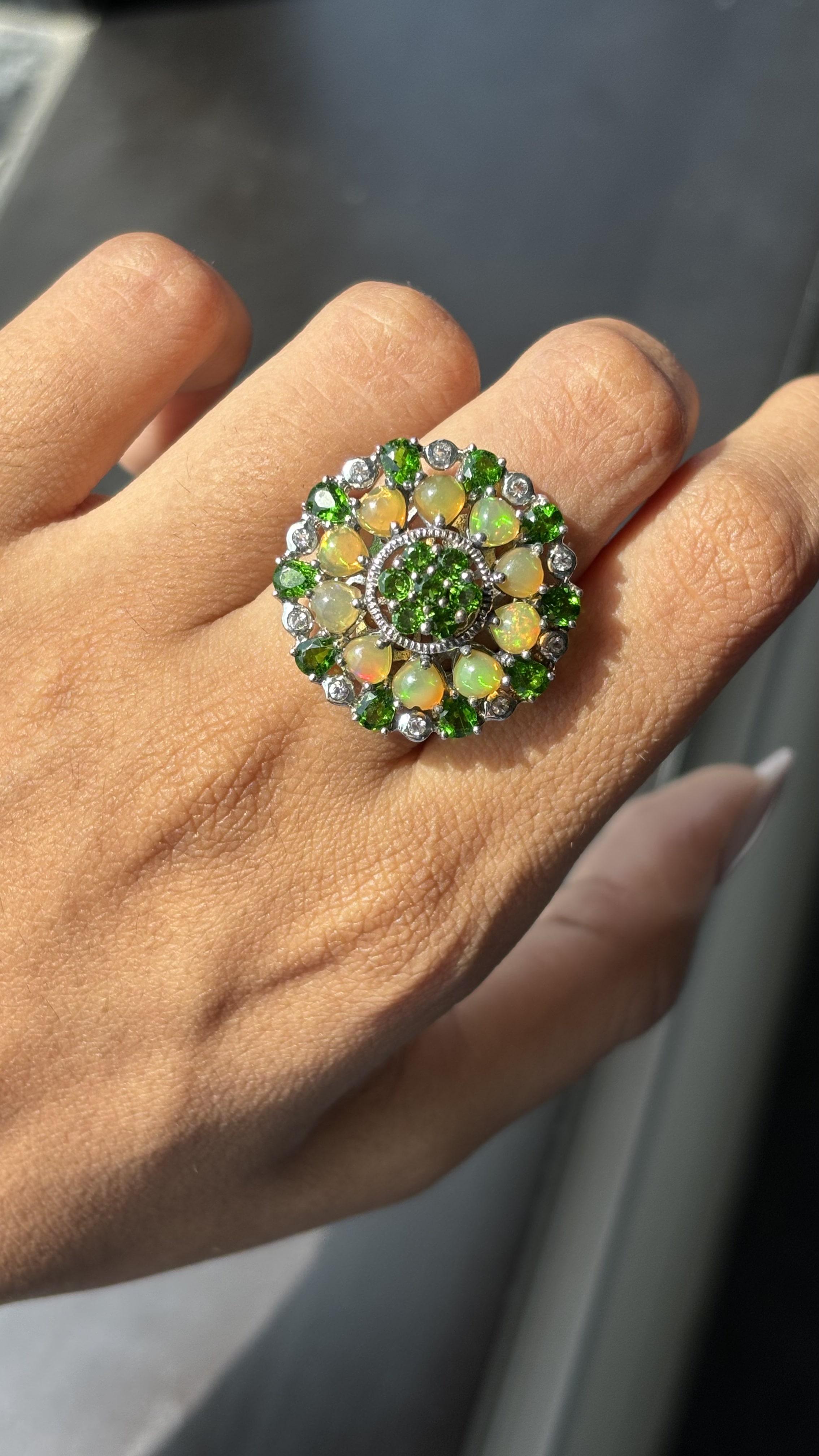 Women's or Men's Antique circa 1900s Diopside, Opal & White Topaz Fancy Cocktail Ring in Silver For Sale