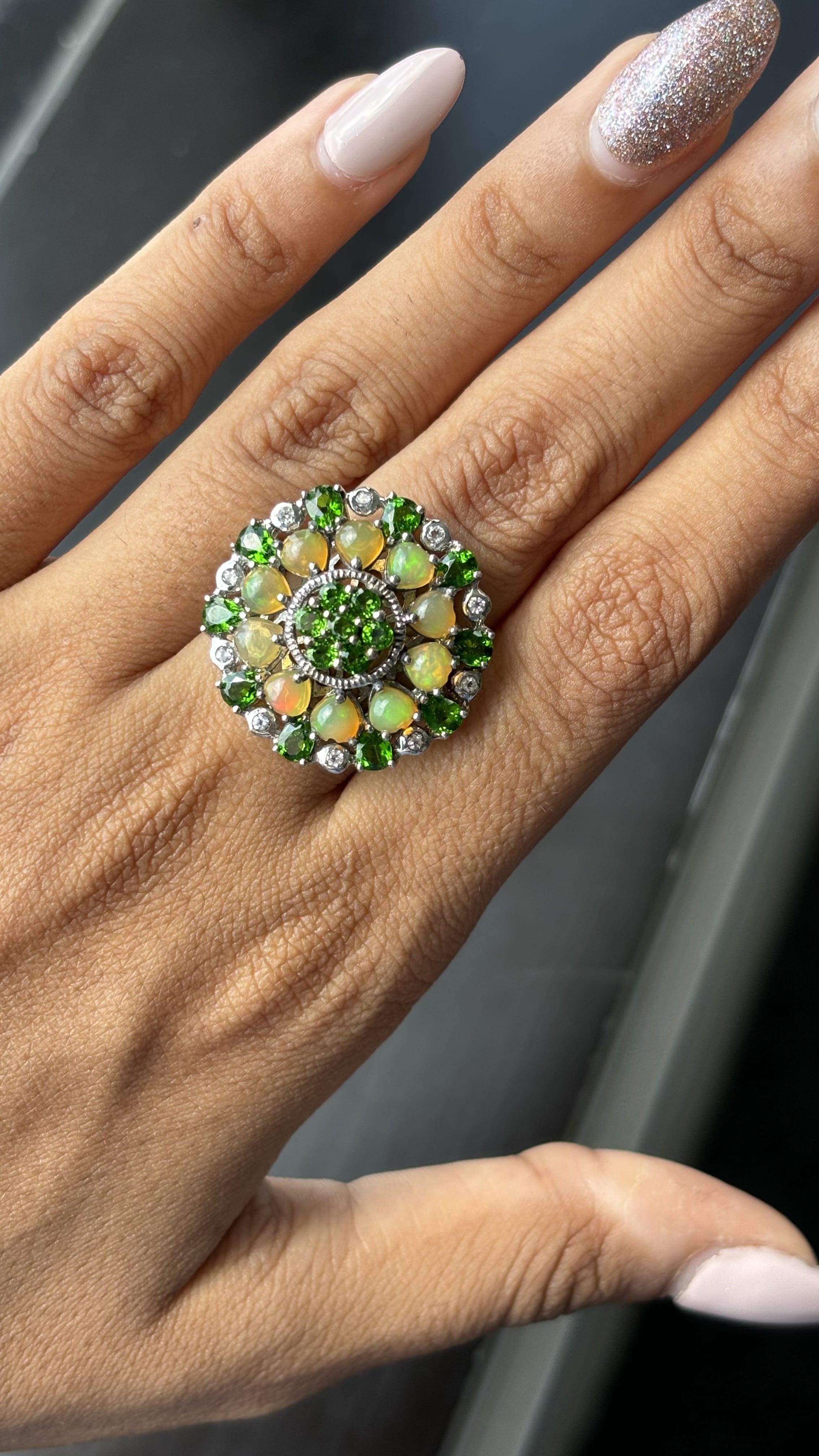 Antique circa 1900s Diopside, Opal & White Topaz Fancy Cocktail Ring in Silver For Sale 3