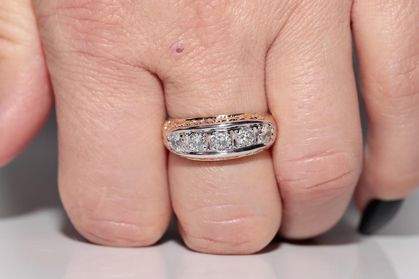 Ancienne bague jonc artisanale des années 1900 en or 14 carats décorée de diamants naturels en vente 10