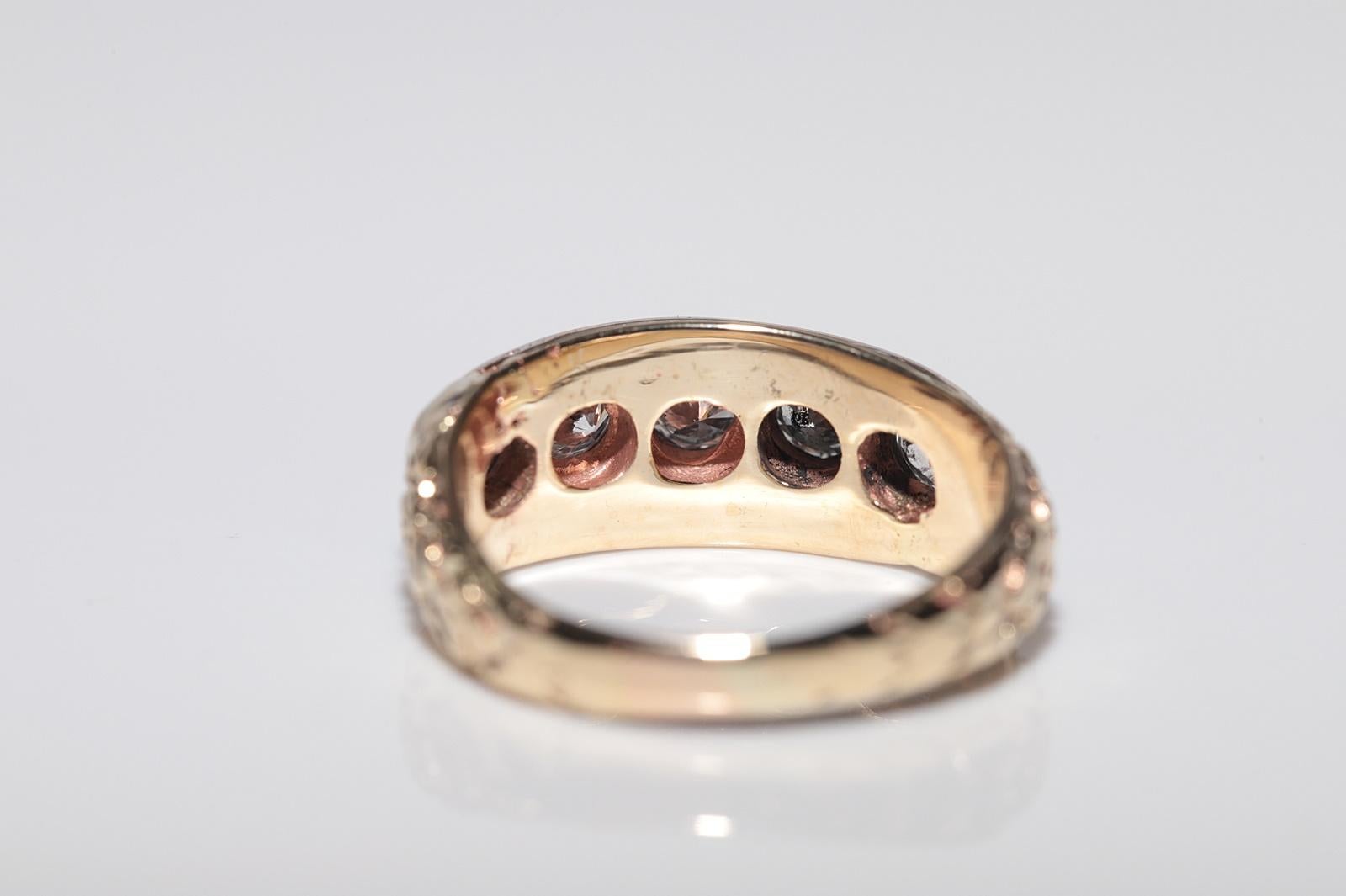 Ancienne bague jonc artisanale des années 1900 en or 14 carats décorée de diamants naturels en vente 3