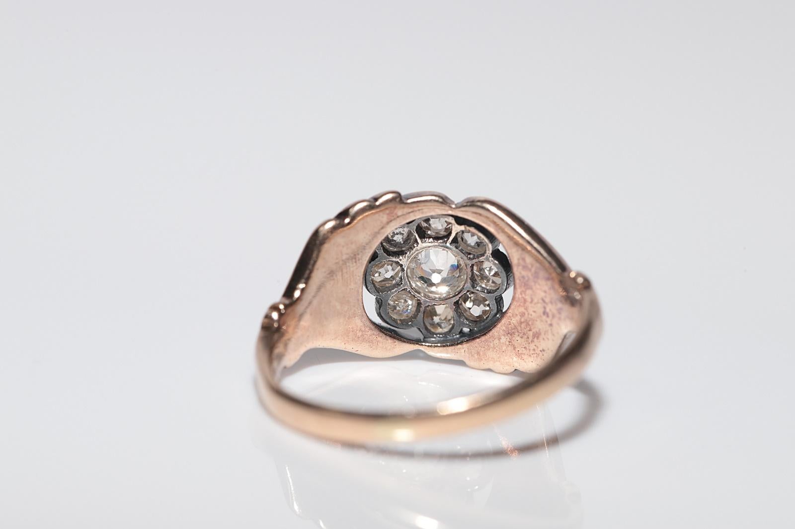Antique Circa 1900s Handcrafted 14k Gold Natural Diamond Hand Ring For Sale 4