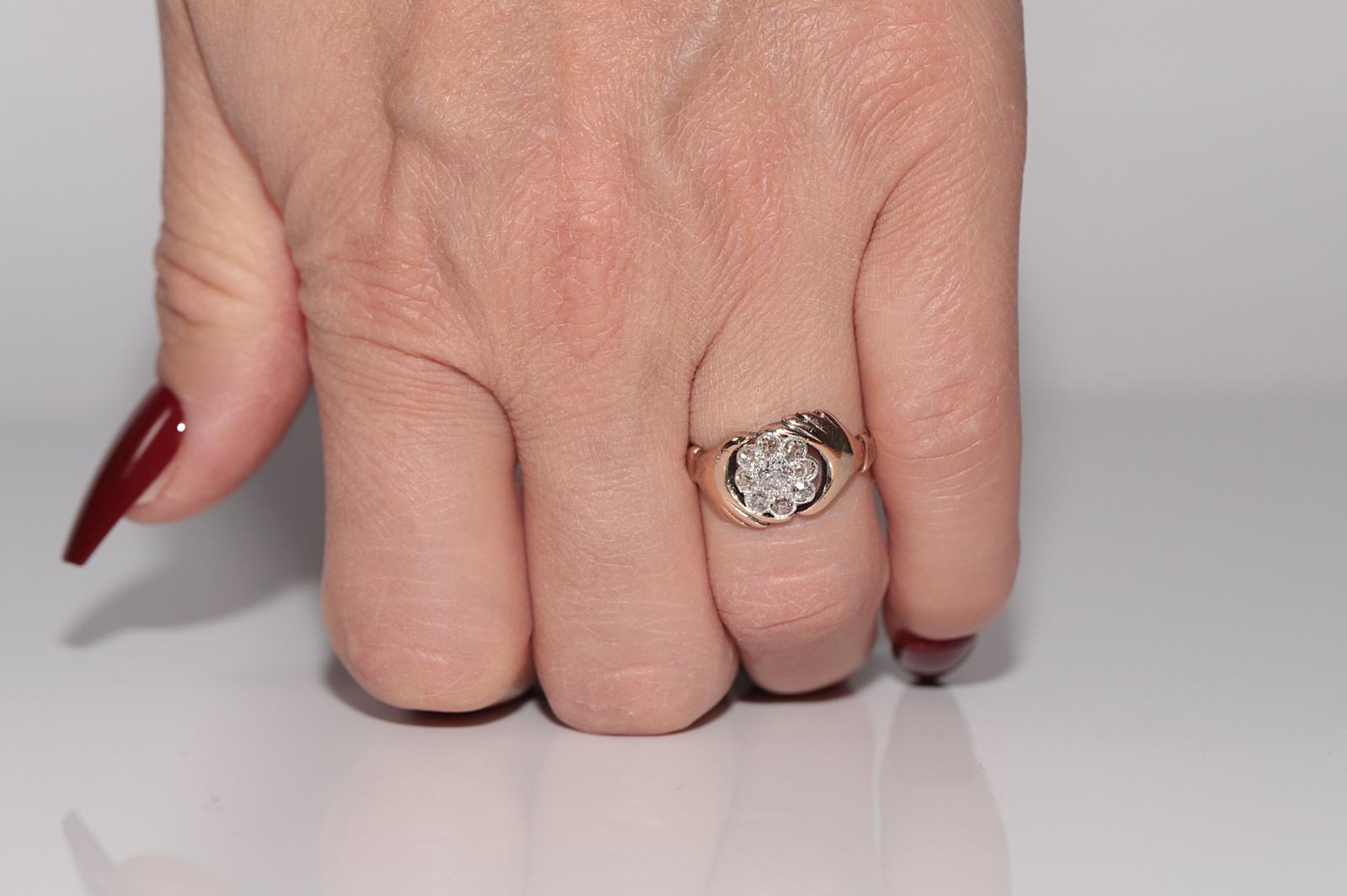 
In very good condition.
Total weight is 3.4 grams.
Totally is diamond 0.53 ct.
The diamond is has H-I-J-K-L-M color and s1 clarity.
Ring size is US 5.7
We can make any size.
Box is not included.
Please contact for any questions.
