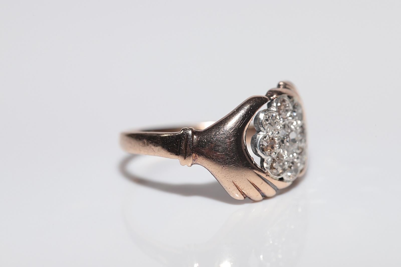 Antique Circa 1900s Handcrafted 14k Gold Natural Diamond Hand Ring For Sale 3