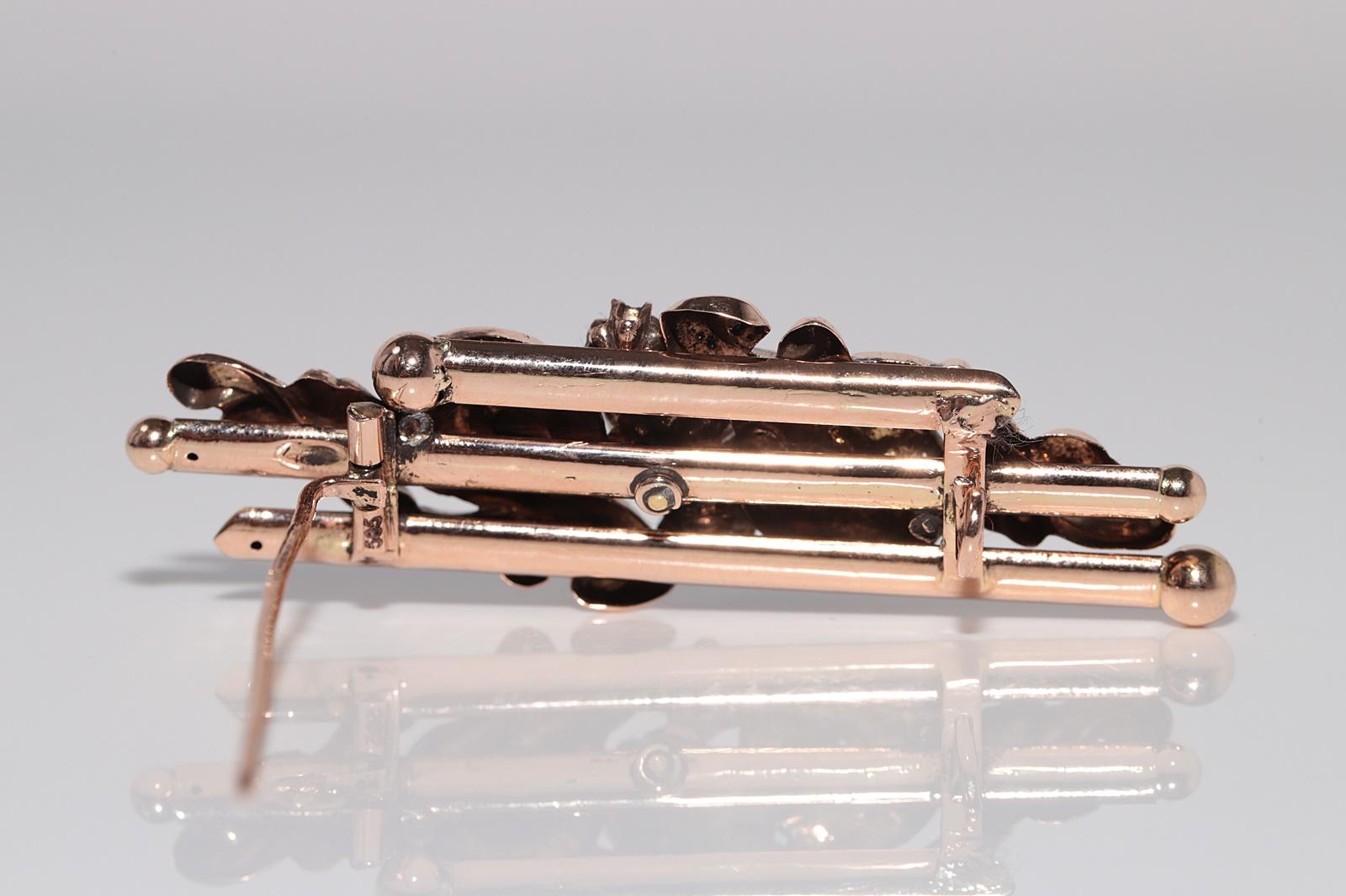 Antique Circa 1900s Handcrafted 14k Gold Natural Rose Cut Diamond Brooch For Sale 5