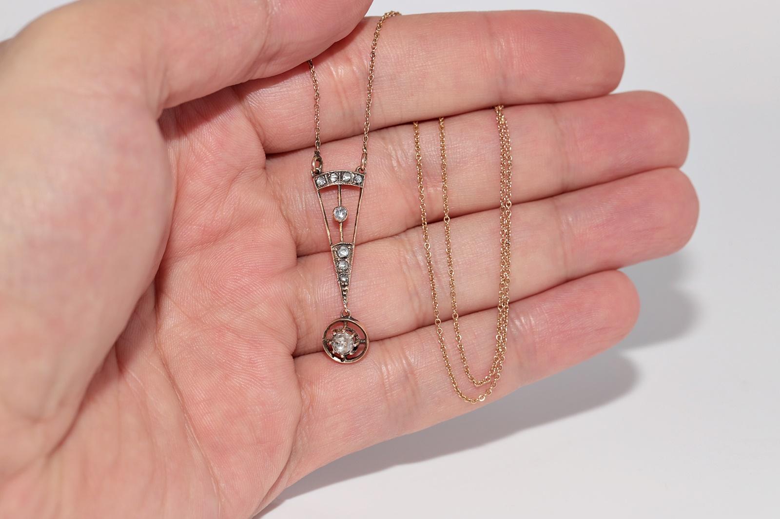 Collier pendentif ancien des années 1900, fabriqué à la main en or 14 carats avec diamants naturels taille rose en vente 4