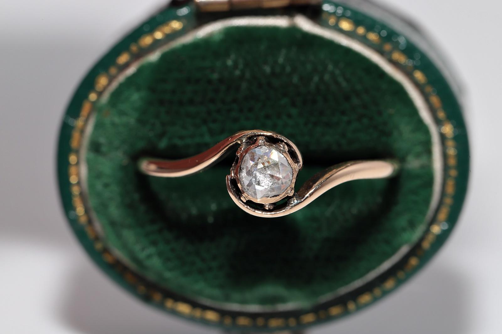 Bague solitaire ancienne datant des années 1900, fabriquée à la main en or 14 carats avec diamants naturels taille rose Pour femmes en vente