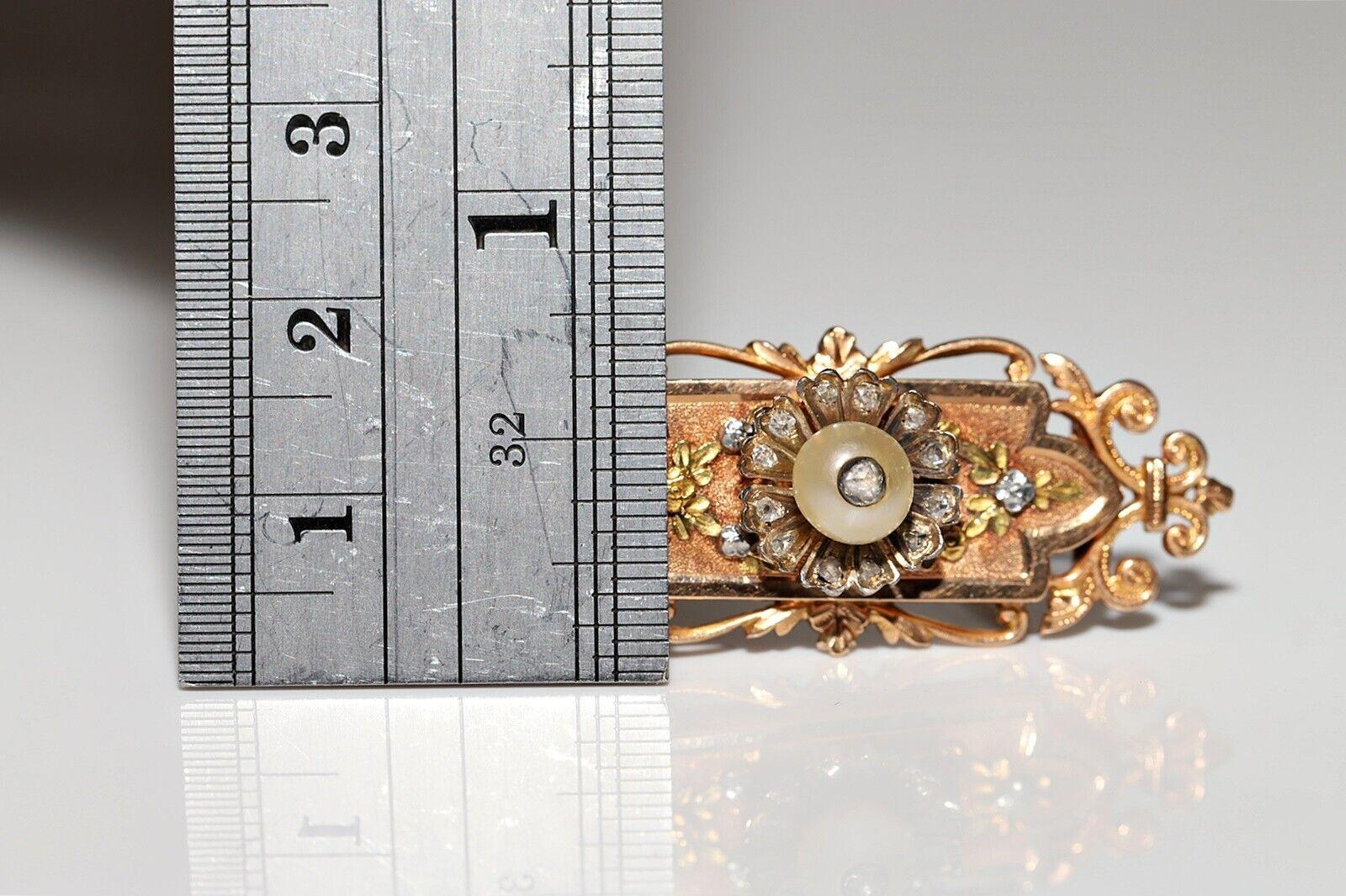 Antique Circa 1900s Handcrafted 18k Gold Natural Diamond And Pearl Brooch For Sale 1