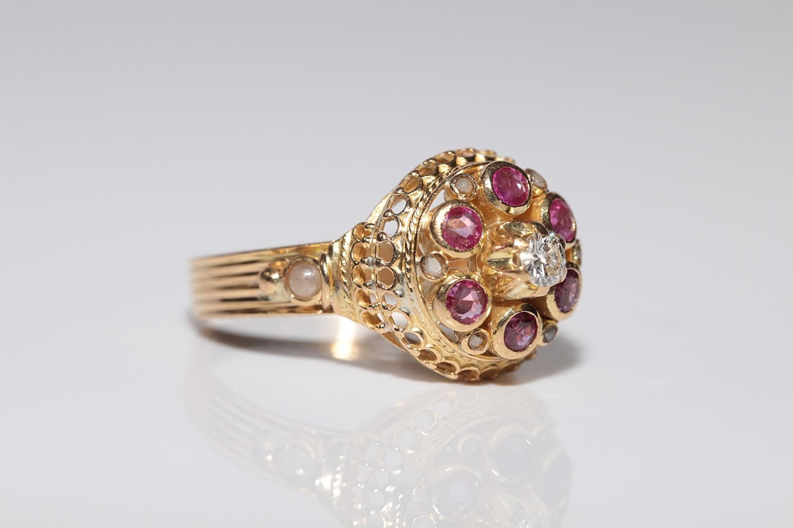 Antique Circa 1900s Handcrafted 18k Gold Natural Diamond And Ruby Pearl Ring In Good Condition For Sale In Fatih/İstanbul, 34