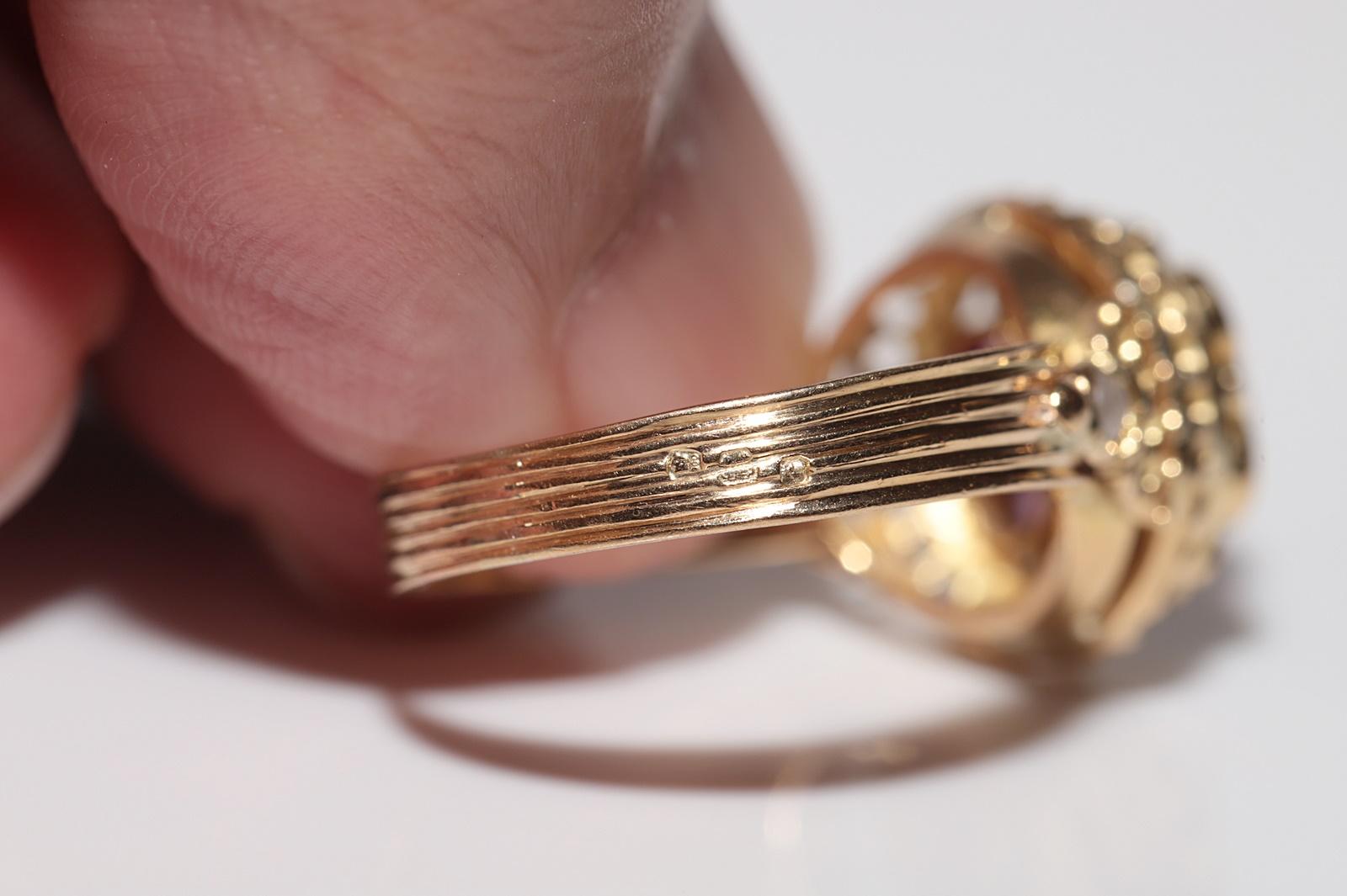 Antiker handgefertigter Ring aus 18 Karat Gold mit natürlichem Diamant und Rubin und Rubin Perle, um 1900 im Angebot 3